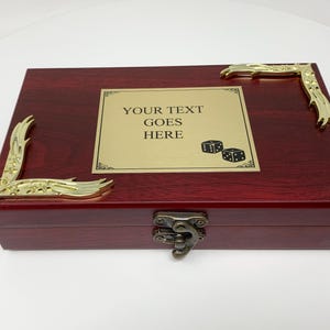 Spielkarten und Würfel in einer schönen Holzbox, Poker, Black Jack, Texas Hold'em Poker Geschenkbox Karten Auszeichnungen Kostenlose Anpassung