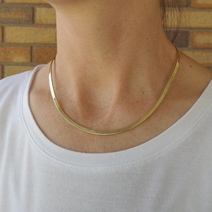 Gold toned Choker cuff necklace in sterling silver