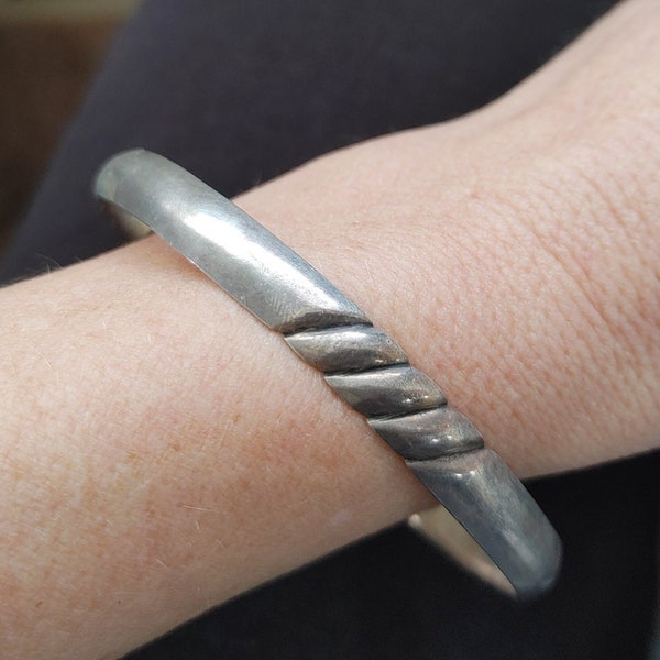 TAXCO MCE Sterling silver bangle stamped Mexico