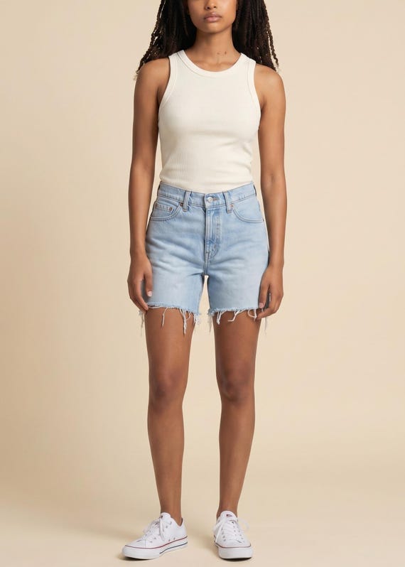 Vintage 80s Levi's 517 Cut-Off Shorts – Light Wash Denim (Size 26)