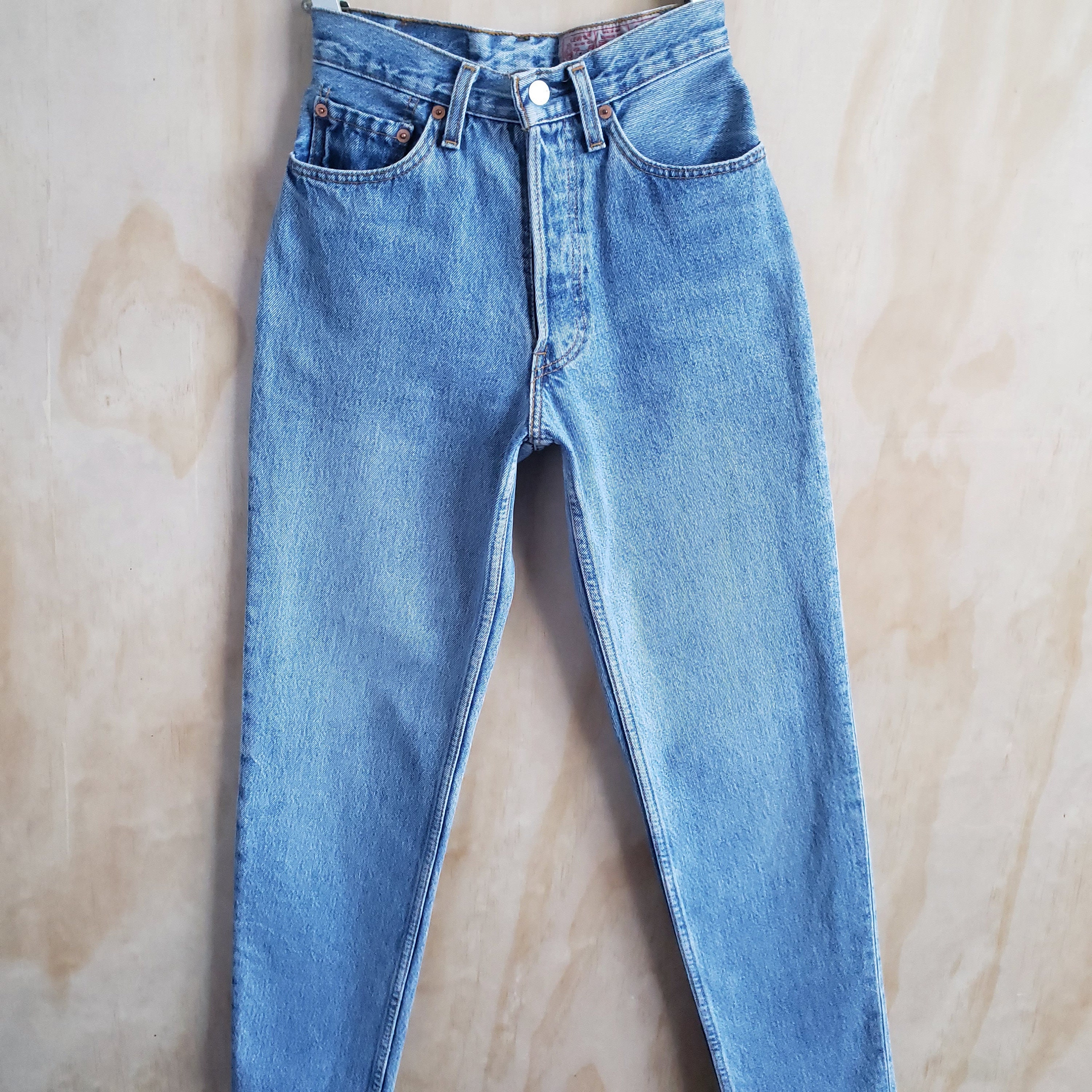 levis 901 high waisted jeans