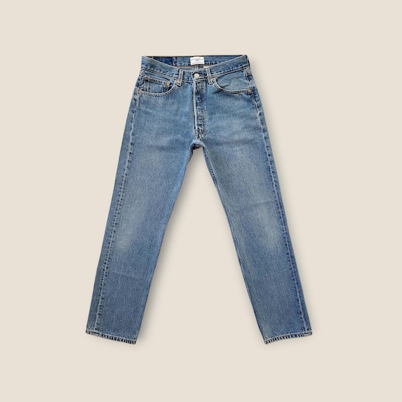 Vintage Levi's 501 Jeans Size 28 Tag size 31x30 in Faded Medium Blue