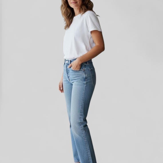 Vintage Levis 501 Jeans: Faded Medium Light Blue Wash, Size 28