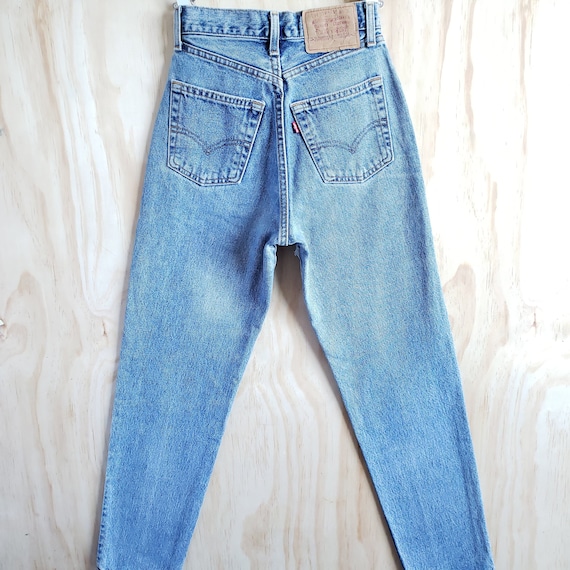 levis jeans size 23
