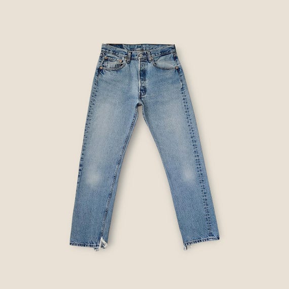 Vintage Distressed Faded Levi's 501 Jeans Size 28 29 Tag size 31x36 in Faded Medium Blue
