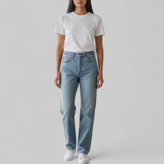 Vintage Levi's 501 Jeans: Faded Medium Blue, Button Fly, Size 29