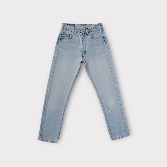 Size 25 26 Vintage Levi's 501 Button Fly Jeans in Faded Medium Blue Light Wash