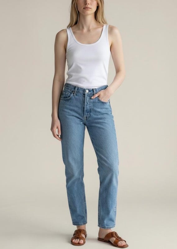 Size 25 26 Vintage Levi's 501 Button Fly Jeans in Faded Medium Blue