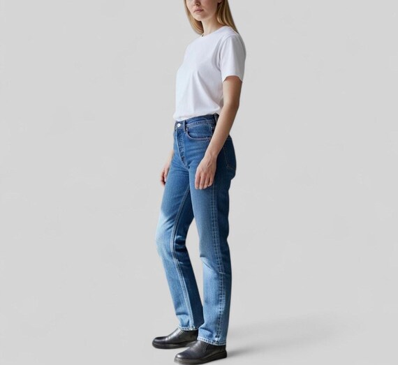 Size 26 27 Custom Vintage Levi's 501 Button Fly Jeans in True Blue