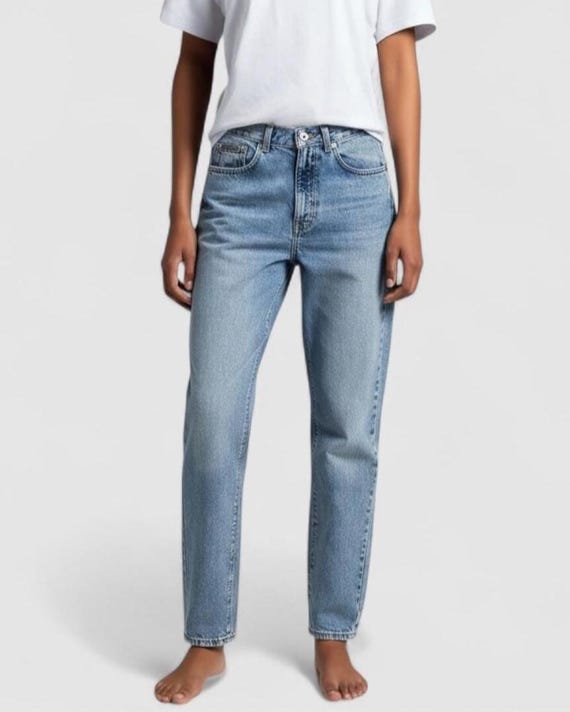 Vintage Calvin Klein Jeans Size 23 24 Tag size 2 in Faded Medium Blue