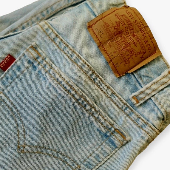 Size 24 Vintage Levis 701 501 Student Levis Jeans in Pale Light 