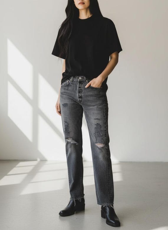 Vintage Levi's 501 Jeans: Distressed Faded Black, Size 28