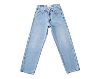 Vintage Levis 565 Wide Leg Jeans Size 27 28 in Faded Light Wash Blue | Item No.