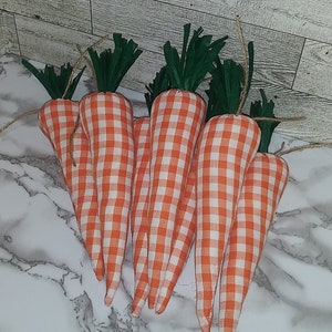 Primitive Farmhouse buffalo check Orange Easter carrots/Green raffia/handmade/Spring Decor/SET OF 3