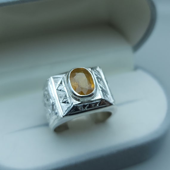 OM GAYATRI CORP 5.25 Ratti Pukhraj Stone Original Certified Yellow Sapphire  Gemstone Adjustable Woman Man Ring With Lab Certificate : Amazon.in: Fashion