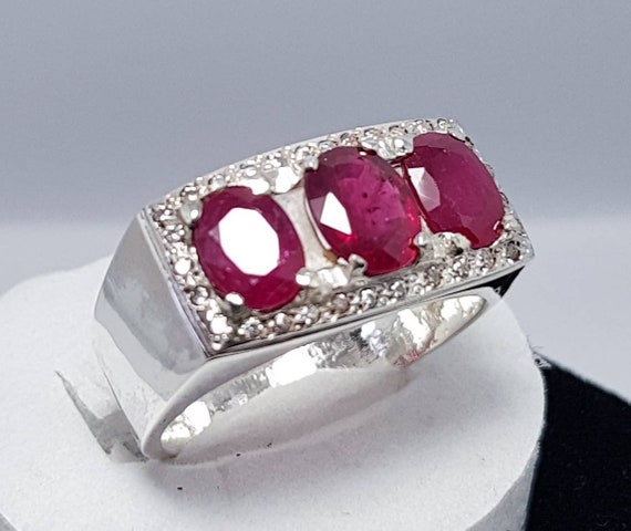 Vintage Design 1.25 Carat Red Ruby 8x5mm Pear Cut And Moissanite Diamond  Engagement Ring in 10k Rose Gold for Women on Sale - Walmart.com