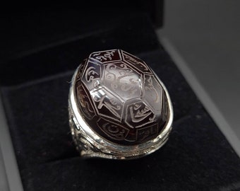 12 Imam Namen auf sehr alten jemenitischen Aqeeq geschrieben Hochwertiger Taubenblut roter jemenitischer Aqeeq Ring Echter alter Yamani Achat Ring Shia Ringe Männer