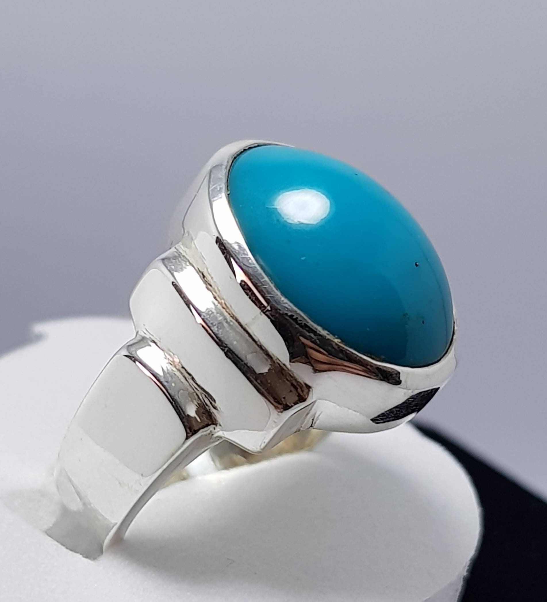 Anello In Argento Con Turchese Naturale Nishapuri (Feroza) - Fatto A Mano - 8ct