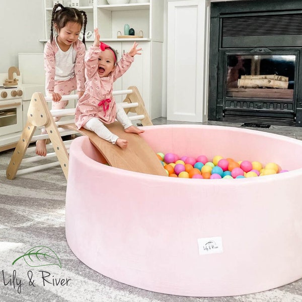 Large Ball Pit | By Lily & River Workshop | 600 BioDegradable Balls |  Ultimate Portable Play Area | Soft, Sturdy, and Fun