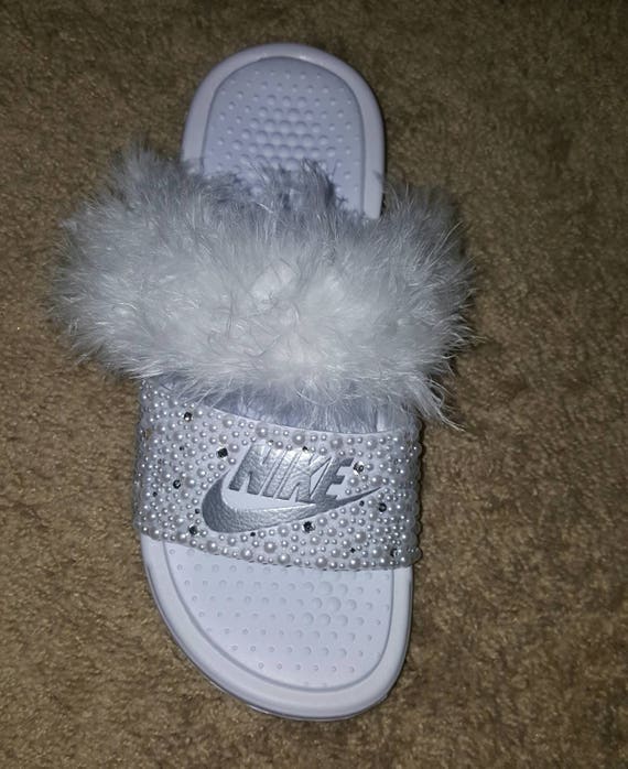 2 strap fur slides