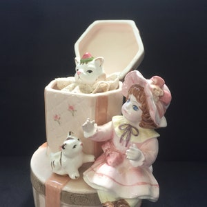 Vintage 80s SCHMID Music Box/ SCHMID Girl with kitten Music box/ Animated Music box and Beautiful Melody/ Works Great 1983