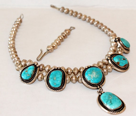 Expressive Vintage Native American Zuni Turquoise Sterling Silver Necklace Old Expressive Vintage Native American Zuni Turquoise Sterling Silver Necklace Old