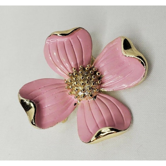 Vintage Dogwood Flower Brooch Pink Enamel Gold To… - image 1