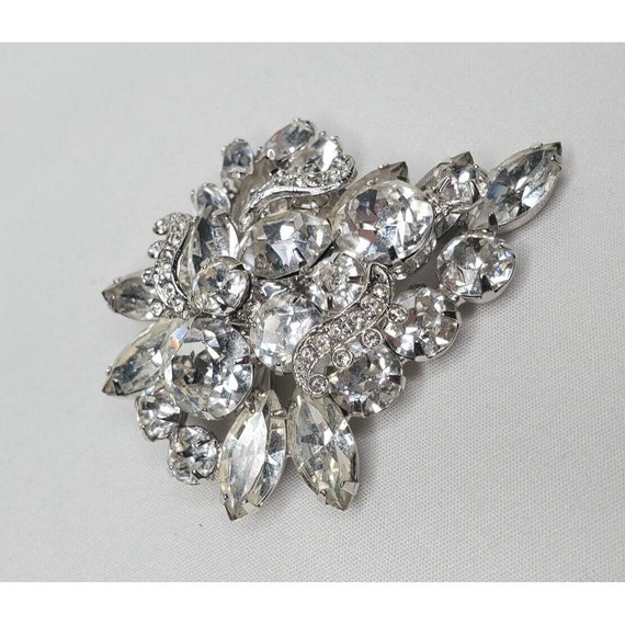 Vintage Weiss Rhinestone Brooch Faceted Clear Rho… - image 9