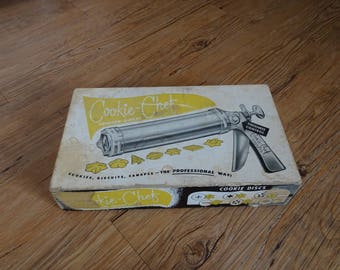 Vintage Cookie Chef Cookie and Canopy Press 254 | Cookie Press | Holiday Cookies | Spritz Maker | Pastry Tools | Winter Baking | Fun Baking