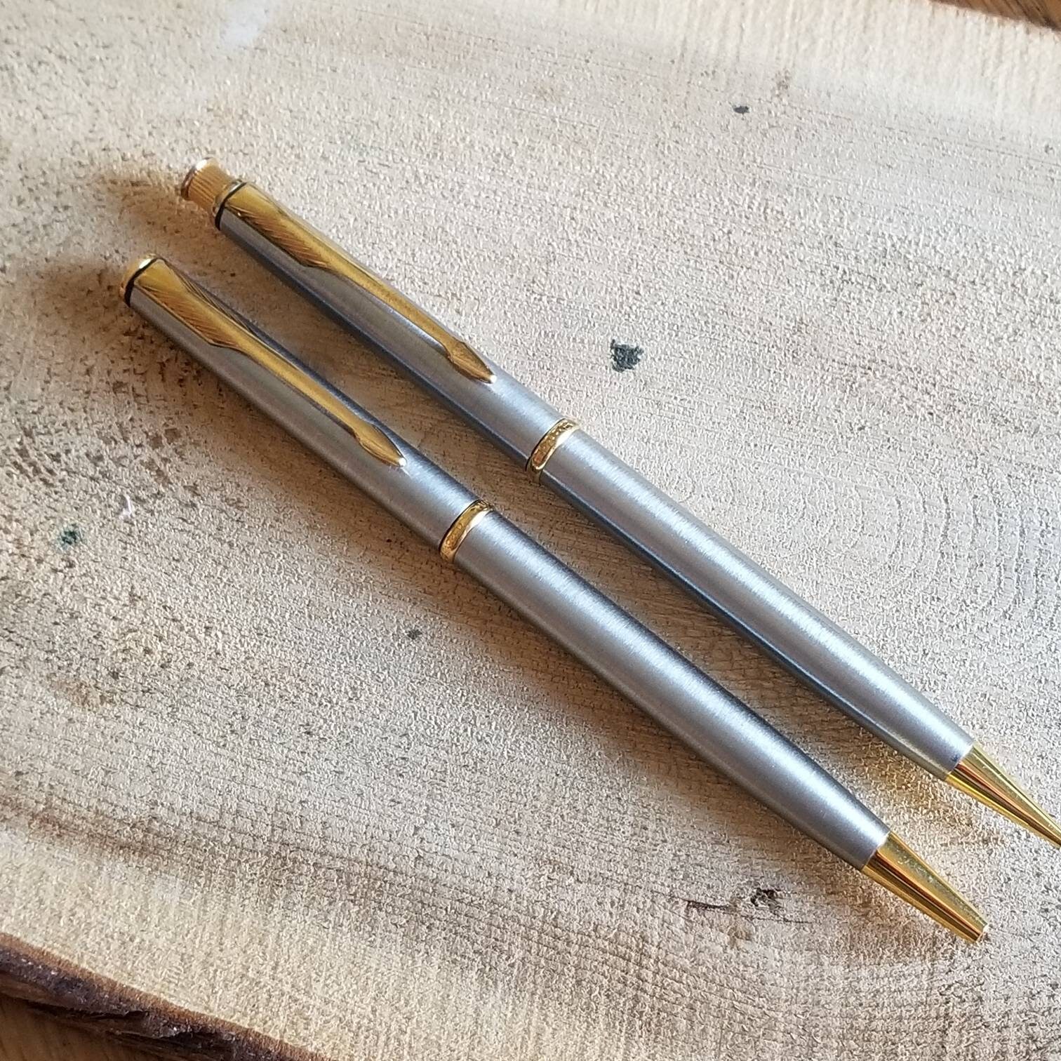 「新商品」に関するプレスリリース Insignia Parker 1992 Ballpoint Pencil Mechanical and Pen 筆記具