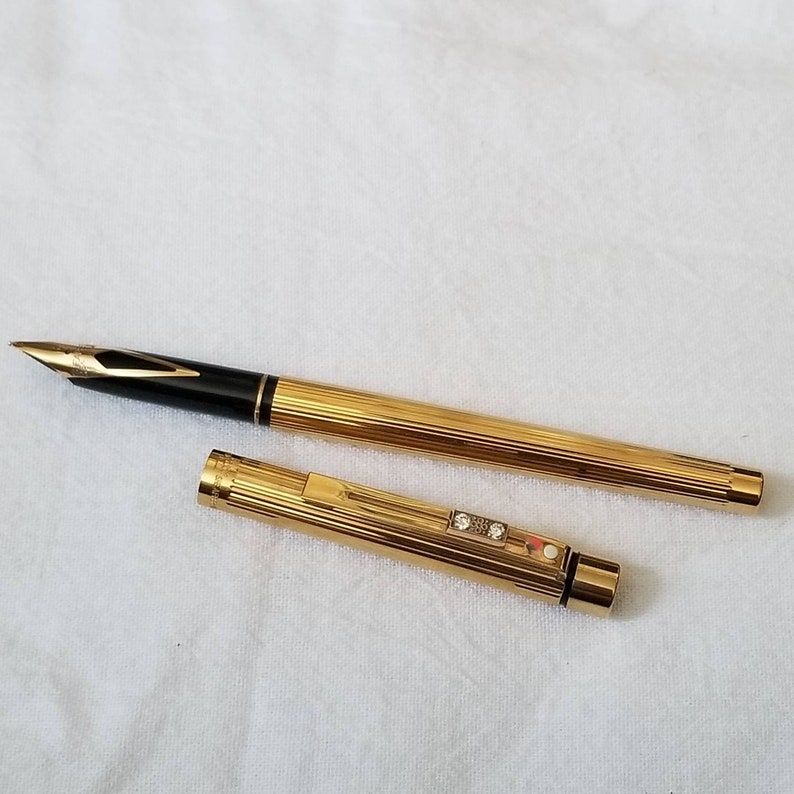 Eversharp Fountain Pens Sheaffers Targa Slim Gold Plated Fountain Pen Vintage Fountain Pens Gold Nibs Parker Pens Vintage Pens