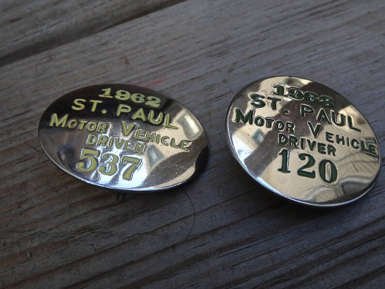 Driver Badges Paul MN Chauffeur Taxi Limousine Driver Vintage Motor Vehicle Driver Badges 1962,1963 St Transportation Collectibles