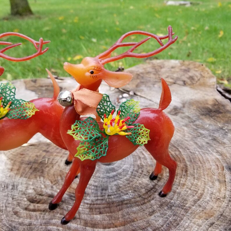 Vintage Pair Hard Plastic Reindeer With Movable Heads Kitschy Etsy