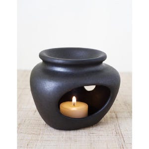 Baraka® Handmade Ceramic Aromatherapy Diffuser - Manna Black