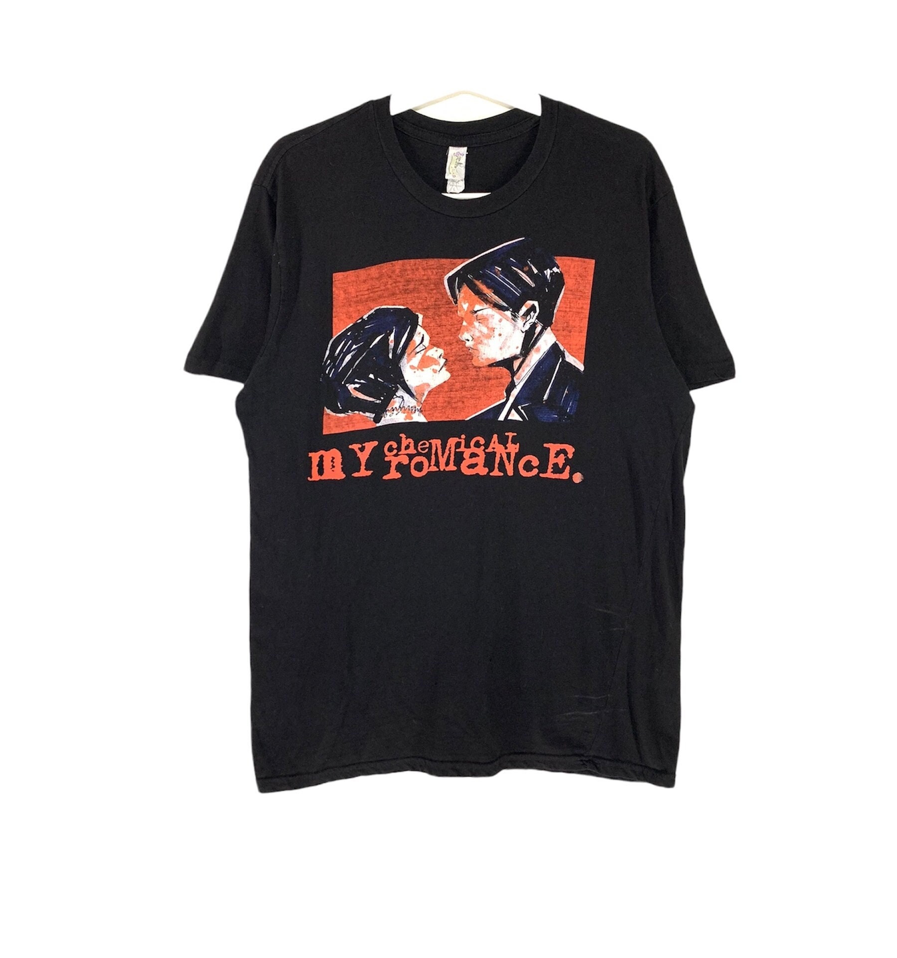 white shirt no pocket