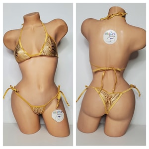 Iridescent Gold Snake Skin Pattern w Gold Trim Medium Coverage Top Scrunch Butt 2 Piece Micro String Bikini Set One Size