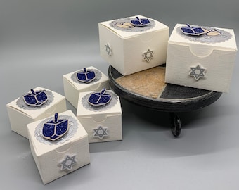 Happy Hanukkah box favors - Hanukkah candy box - 8 nights of Hanukkah favor boxes - Hanukkah dreidel box - Hanukkah party decor