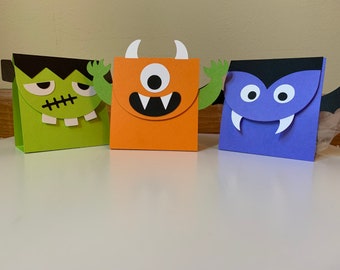 Spooky Halloween Personalised Children\u2019s Party Box Gift Bag Favour