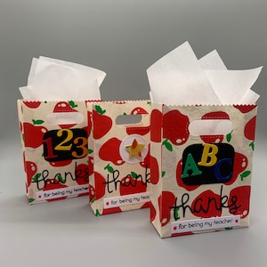 DIY paper bag packaging for Christmas