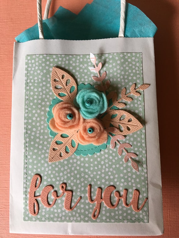 How to Reuse Gift Bags - 19 Ideas and Tips