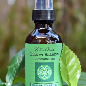 2 oz Heart Chakra Aromatherapy Spray Bottle, Essential Oils Room Spray, Body Spray, Room Mist, Chakra Balance