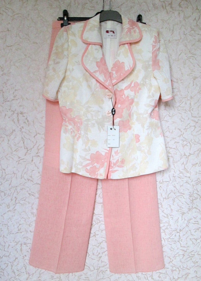 ladies pink wedding trouser suit
