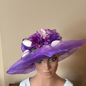 Lavender Derby Hat with Floral Accent Kentucky Derby Hat Fascinator Light Purple Lavender Sinamay  main image 3