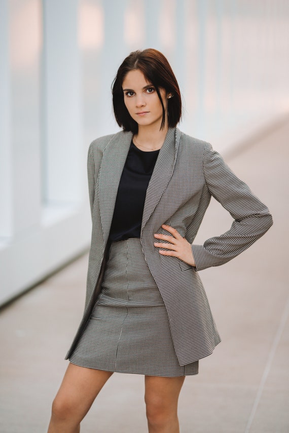 HOUNDSTOOTH SKIRT SUIT - Corporate & Casual Look