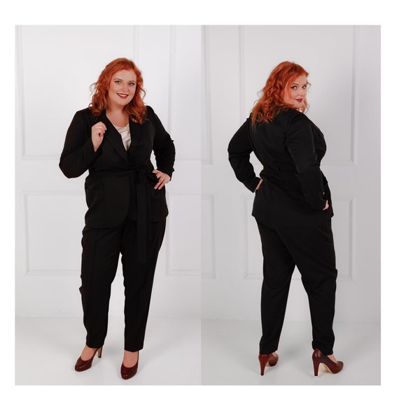Plus Size Black Pants Suit for Women Creased Trousers and Blazer