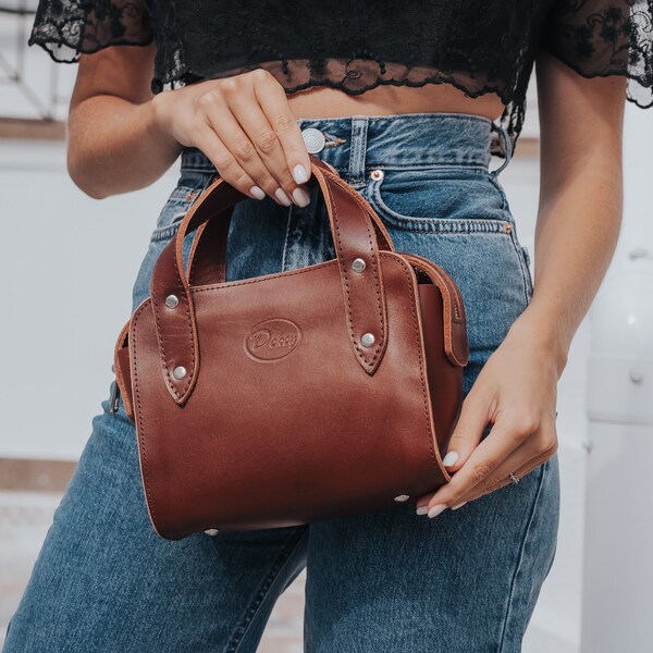 Stylish Women's Leather Crossbody Bag, Small Cosmetics Bag, College Travel Backpack, Mini Leather Crossbody Bag, Women's Leather Stylish Bag