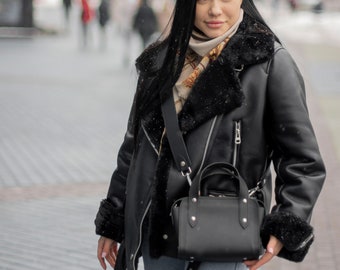 Trendy Small Crossbody Bag, Chic Designer Handbag, Functional College Travel Bag, Versatile Crossbody Bag, Travel with a Functional Bag