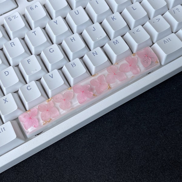 Resin keycaps, pink keycaps, spacebar keycap, gifts for her, wasd keycap set, cute keycaps, esc keycap, enter keycap, arrow keycaps set