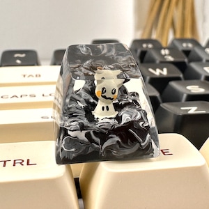 Mimikyu pokemon, esc keycap, cute keycap, escape keycap, custom keycap, artisan keycap cute, resin keycap, SA keycap, transparent keycaps