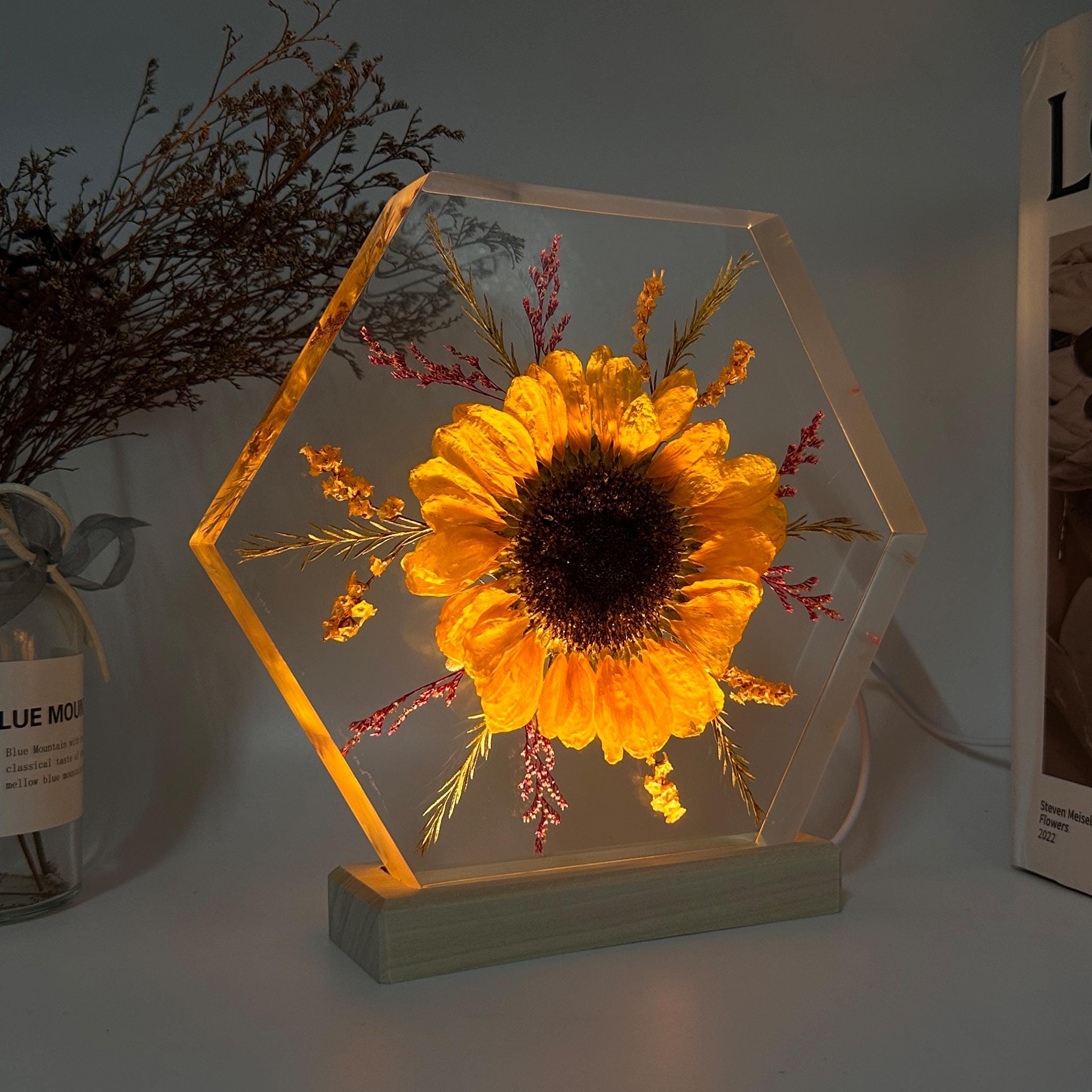Sunflower Resin Lamp: Handmade Epoxy Night Light - Etsy
